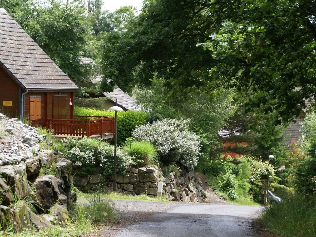 Peaceful Chalet In Beaulieu With Whirlpool Beaulieu (Cantal)